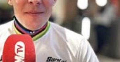 Benja Noval con el maillot arcoíris de campeón del mundo júnior durante su entrevista con MARCA en Montreal